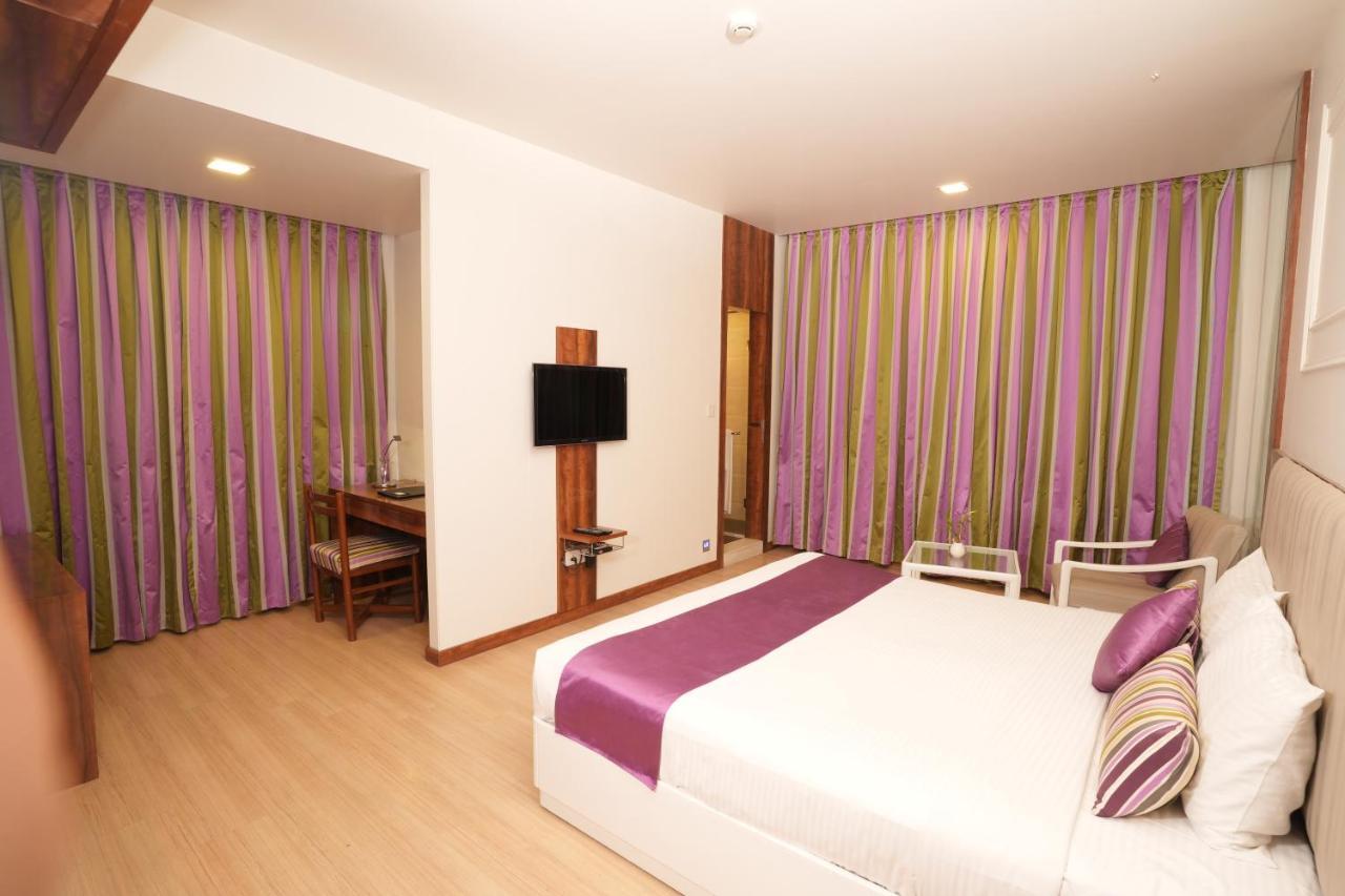 Hotel Hardeo Nagpur Ngoại thất bức ảnh