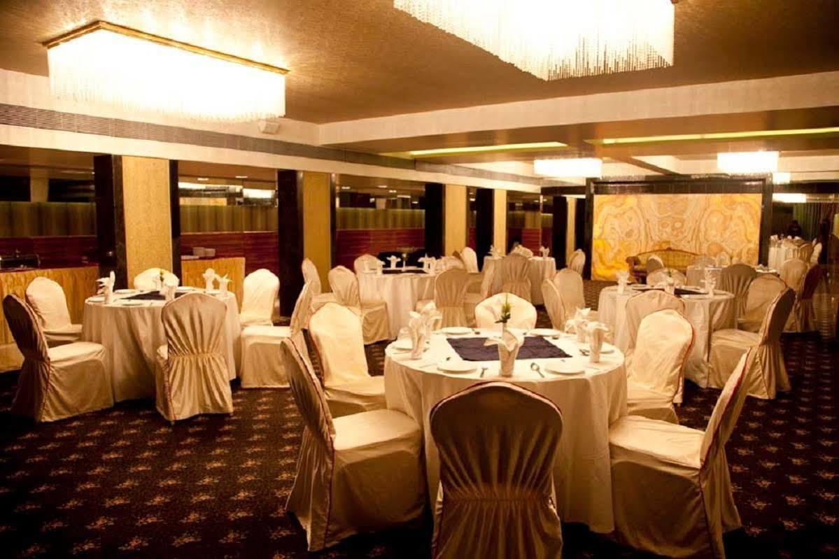 Hotel Hardeo Nagpur Ngoại thất bức ảnh